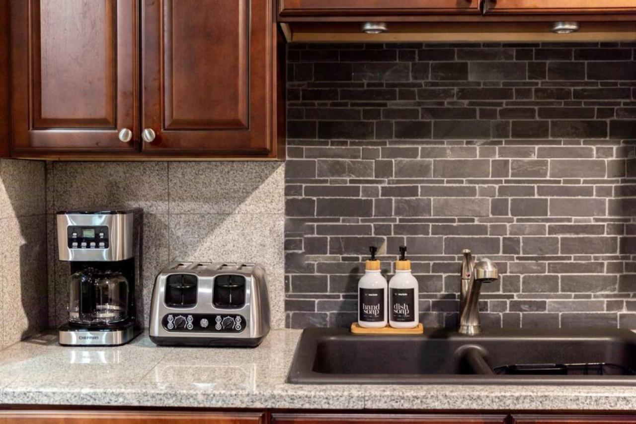 Downtown Nashville Condo, Walk To Broadway With Free Parking Екстериор снимка